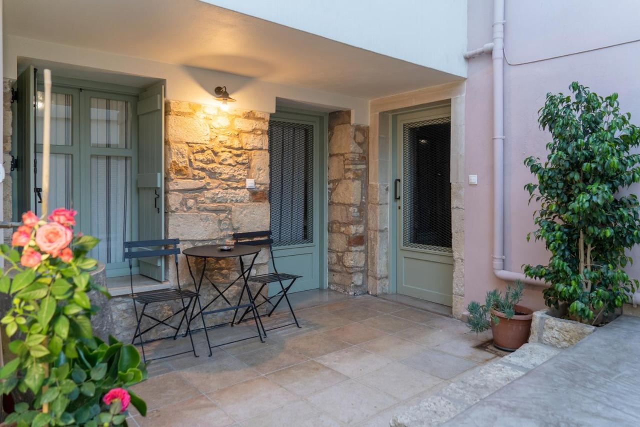 Quattro Domus Townhouse 3 Apartman Iráklio Kültér fotó